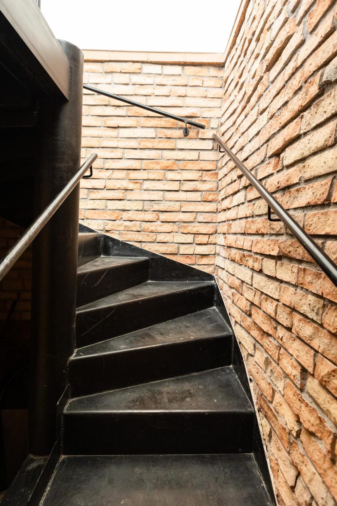 Spacious Apartment In Quiet Courtyard Near Charles Bridge Prague Ngoại thất bức ảnh
