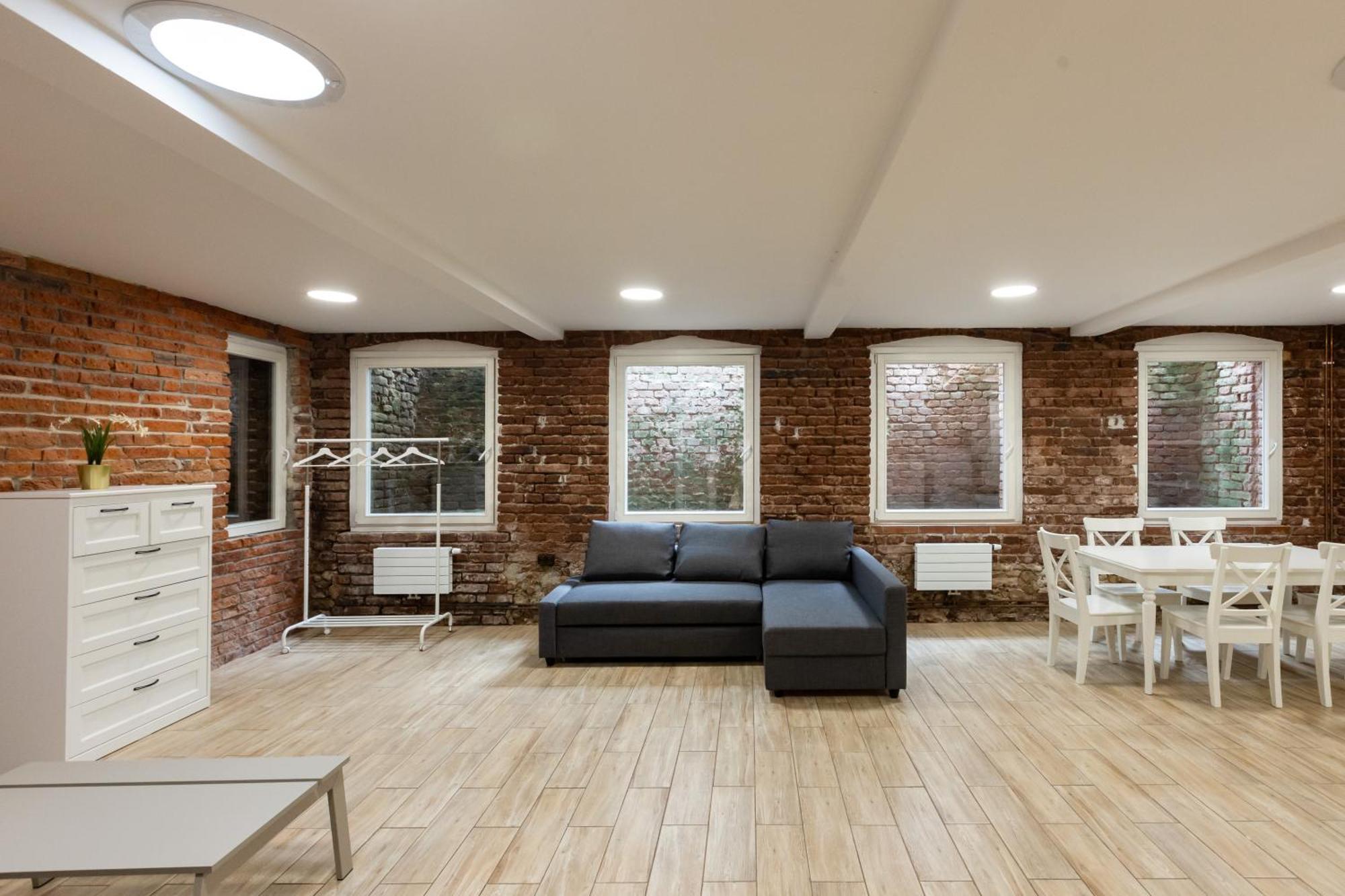 Spacious Apartment In Quiet Courtyard Near Charles Bridge Prague Ngoại thất bức ảnh